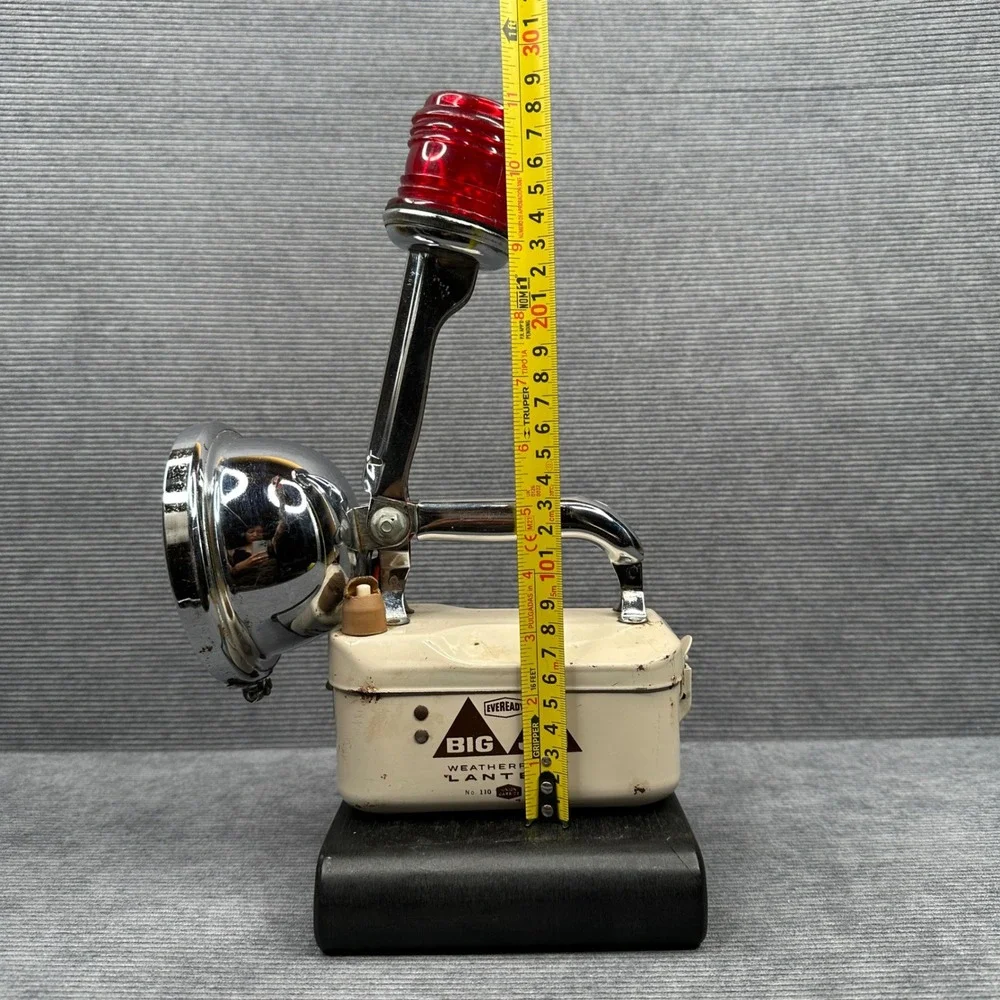 Vintage Eveready Big Jim Weatherproof Lantern No 110 Chrome Red Flasher USA